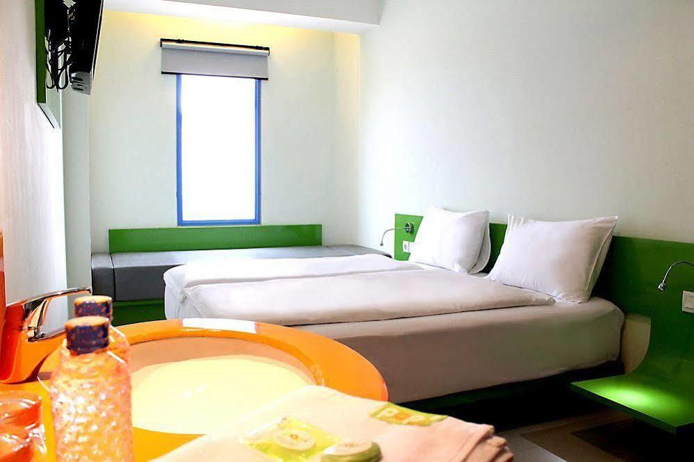 POP! Hotel Festival Citylink Bandung Exterior foto